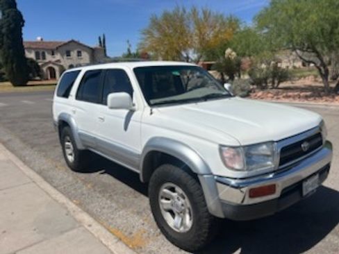 Used 1998 Toyota 4Runner Limited image 2