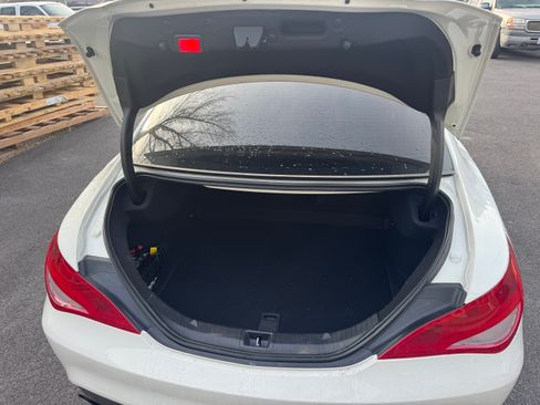 Used 2015 Mercedes-Benz CLA 250 image 11