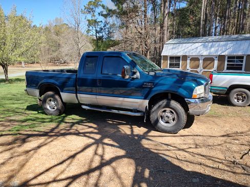 Used 2002 Ford F250 4x4 SuperCab Super Duty image 1