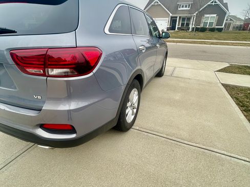 Used 2020 Kia Sorento LX image 6
