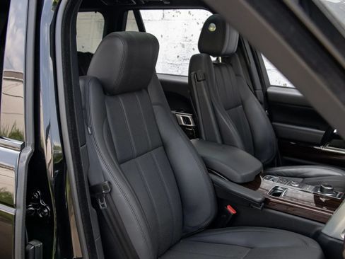Used 2014 Land Rover Range Rover Supercharged image 8