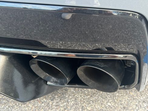 Used 2024 Chevrolet Corvette Stingray Premium Conv w/ Z51 Performance Package image 12