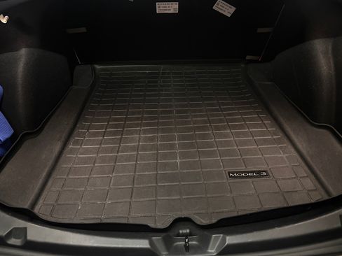 Used 2023 Tesla Model 3 Performance image 17