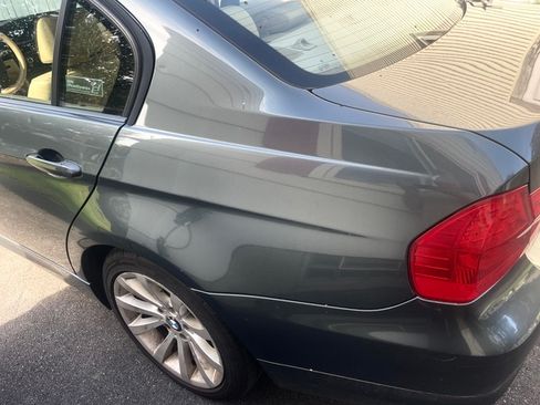 Used 2011 BMW 328i xDrive Sedan AWD/4WD image 8