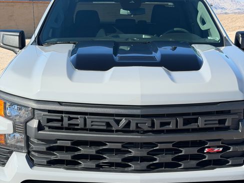 Used 2024 Chevrolet Silverado 1500 Custom Trail Boss image 9