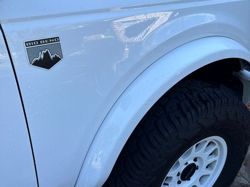 Used 2024 Ford Bronco Big Bend image 5