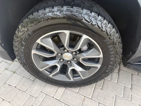 Used 2021 Chevrolet Tahoe LT image 16