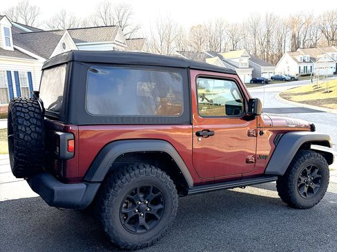 Used 2021 Jeep Wrangler Sport image 2