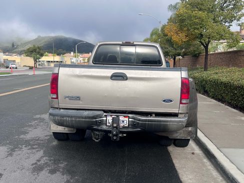 Used 2002 Ford F350 XLT image 1