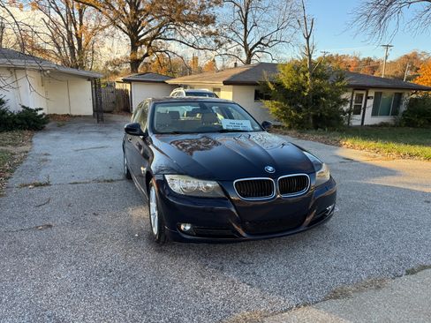 Used 2010 BMW 328i xDrive Sedan image 2
