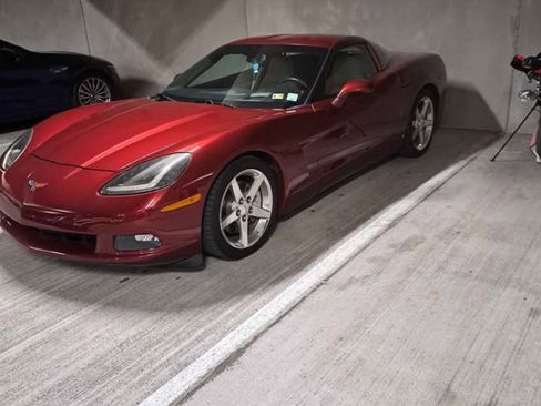 Used 2006 Chevrolet Corvette Coupe w/ Preferred Equipment Group image 5