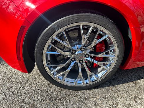 Used 2017 Chevrolet Corvette Z06 image 18