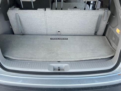 Used 2016 Toyota Highlander XLE image 10