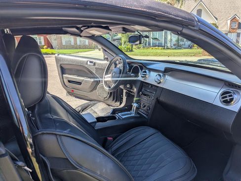 Used 2008 Ford Mustang GT image 12