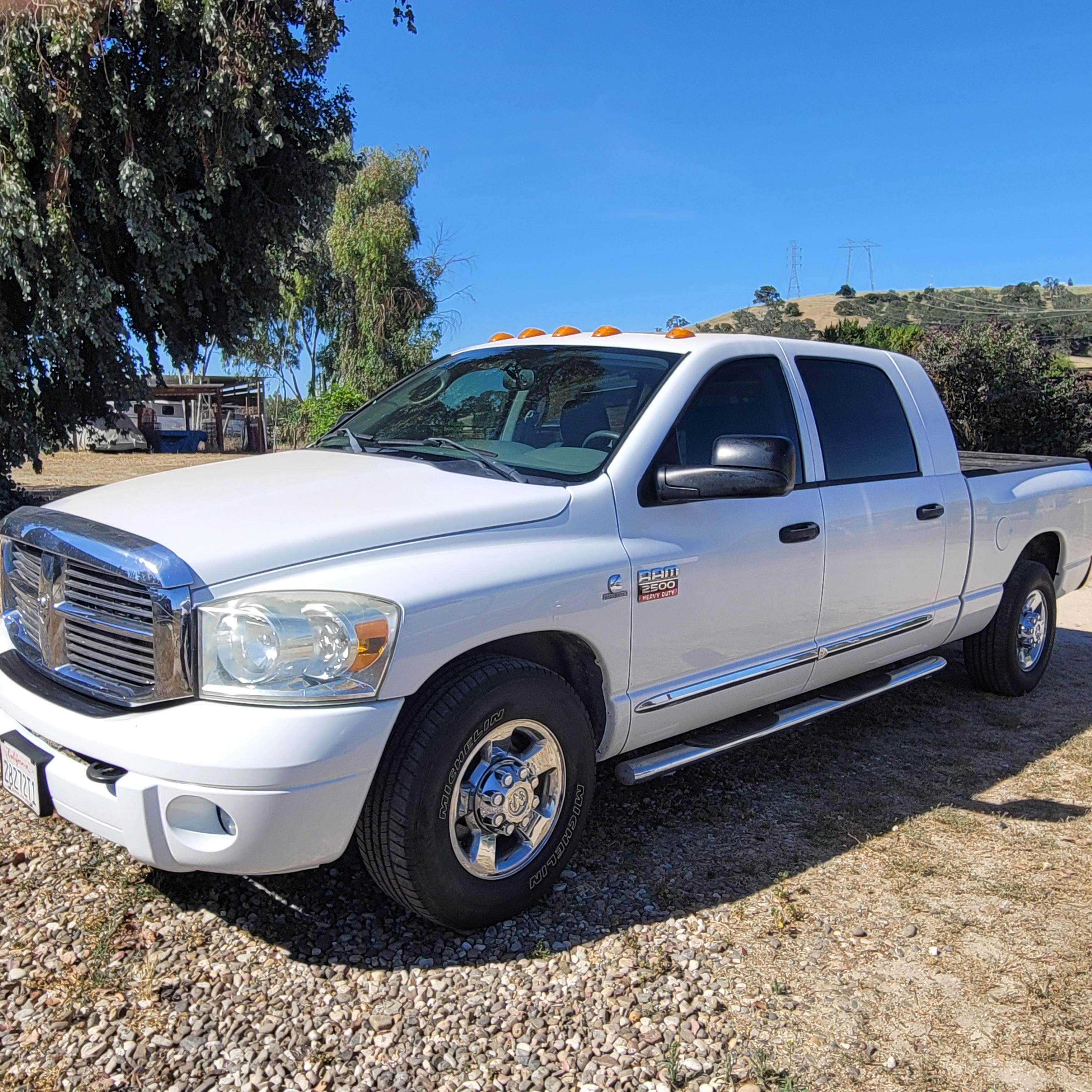 Used 2008 Dodge Ram 2500 Truck Laramie RWD image 2