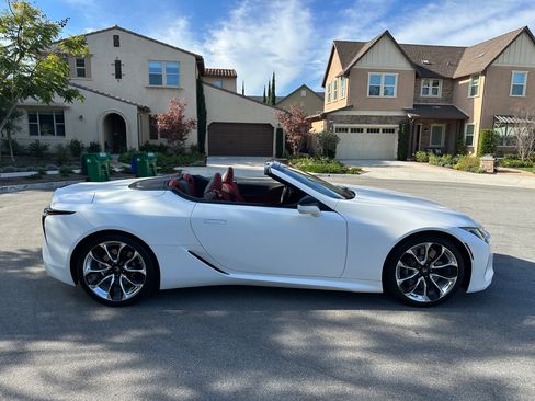 Used 2022 Lexus LC 500 Convertible image 12