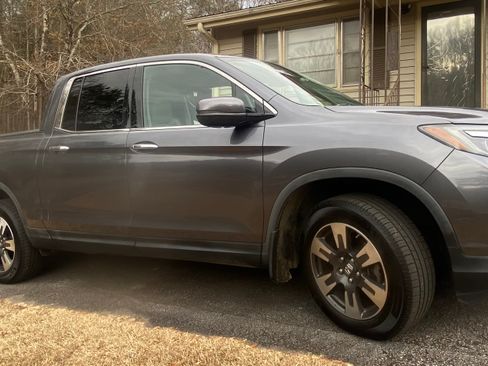 Used 2017 Honda Ridgeline RTL-E image 4