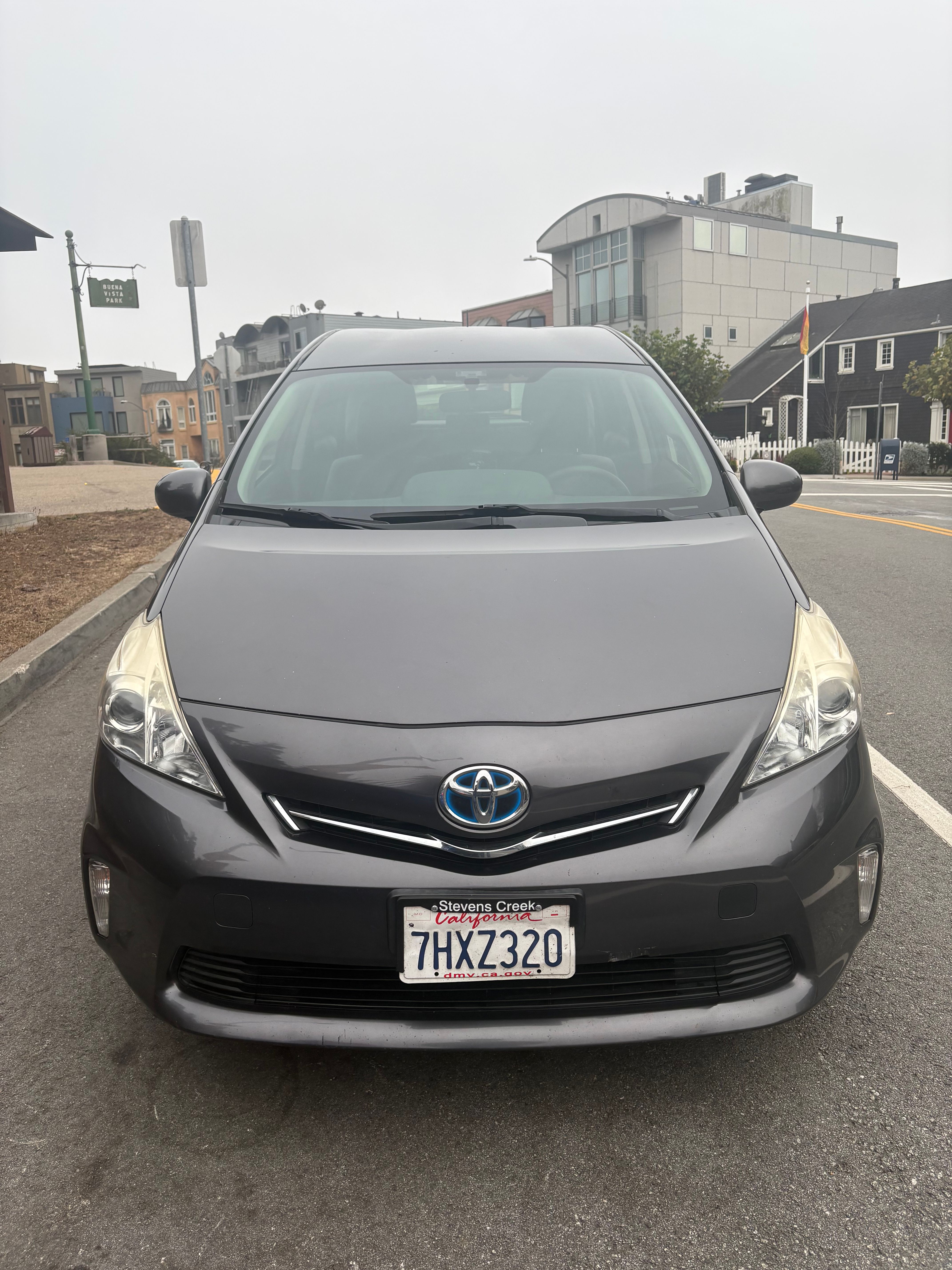 Used 2014 Toyota Prius V Three FWD image 4