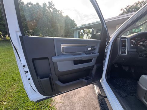 Used 2018 RAM 3500 SLT w/ Popular Equipment Group AWD/4WD image 13