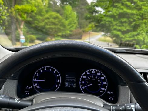 Used 2015 INFINITI Q40 w/ Navigation Package image 15