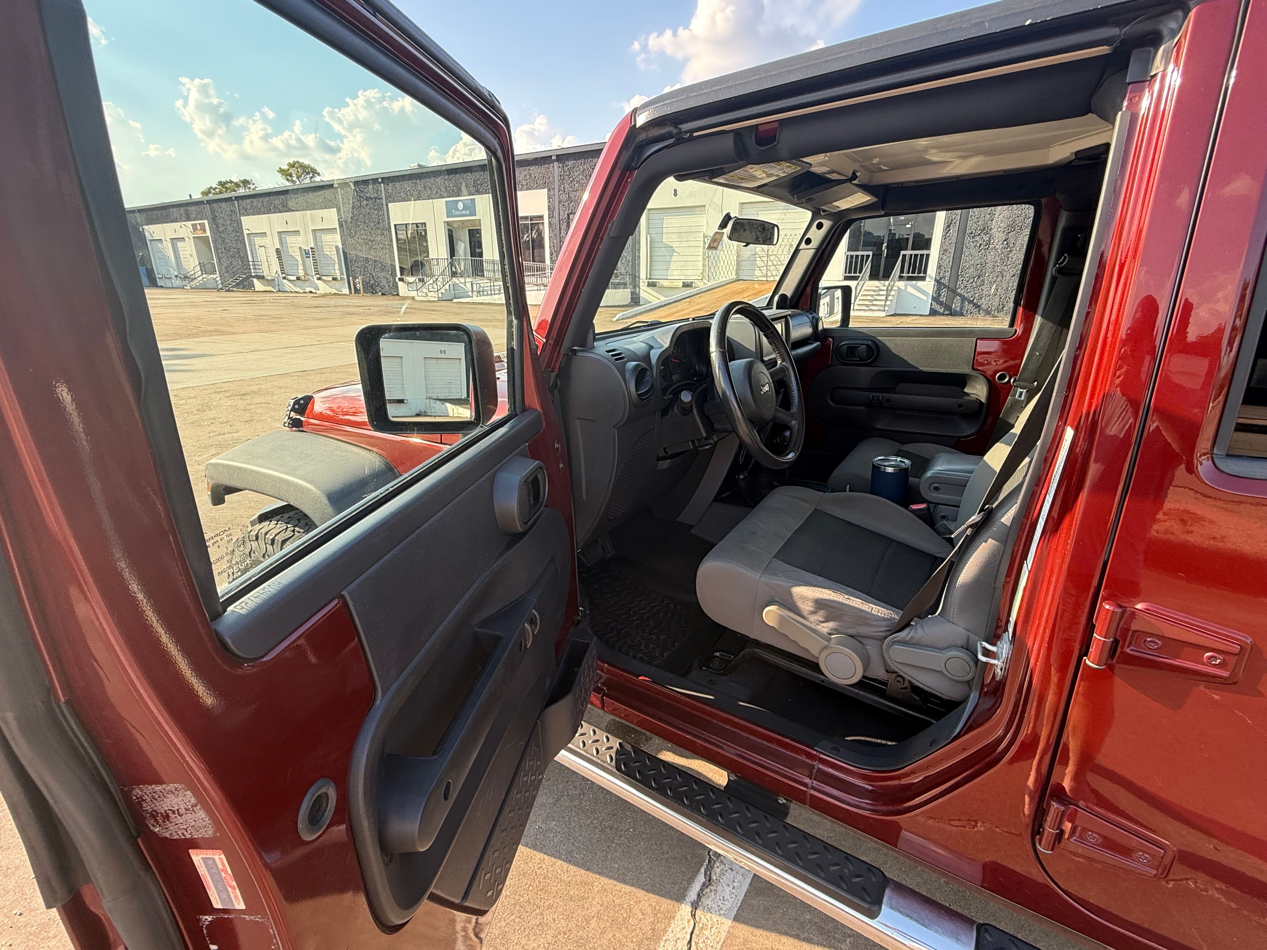 Used 2008 Jeep Wrangler Unlimited X AWD/4WD image 4
