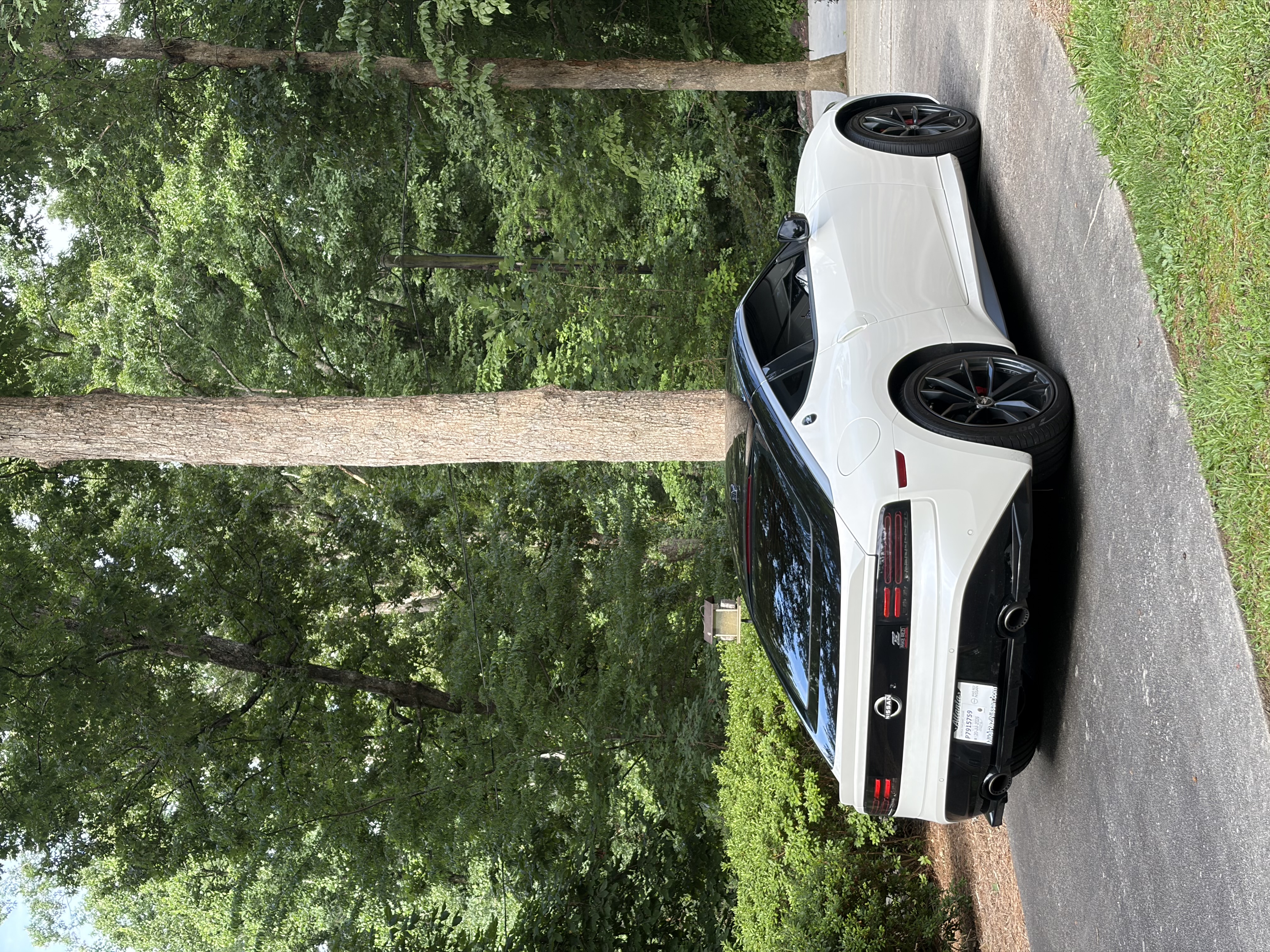 Used 2025 Nissan Z Performance w/ Floor Mat Package RWD image 6