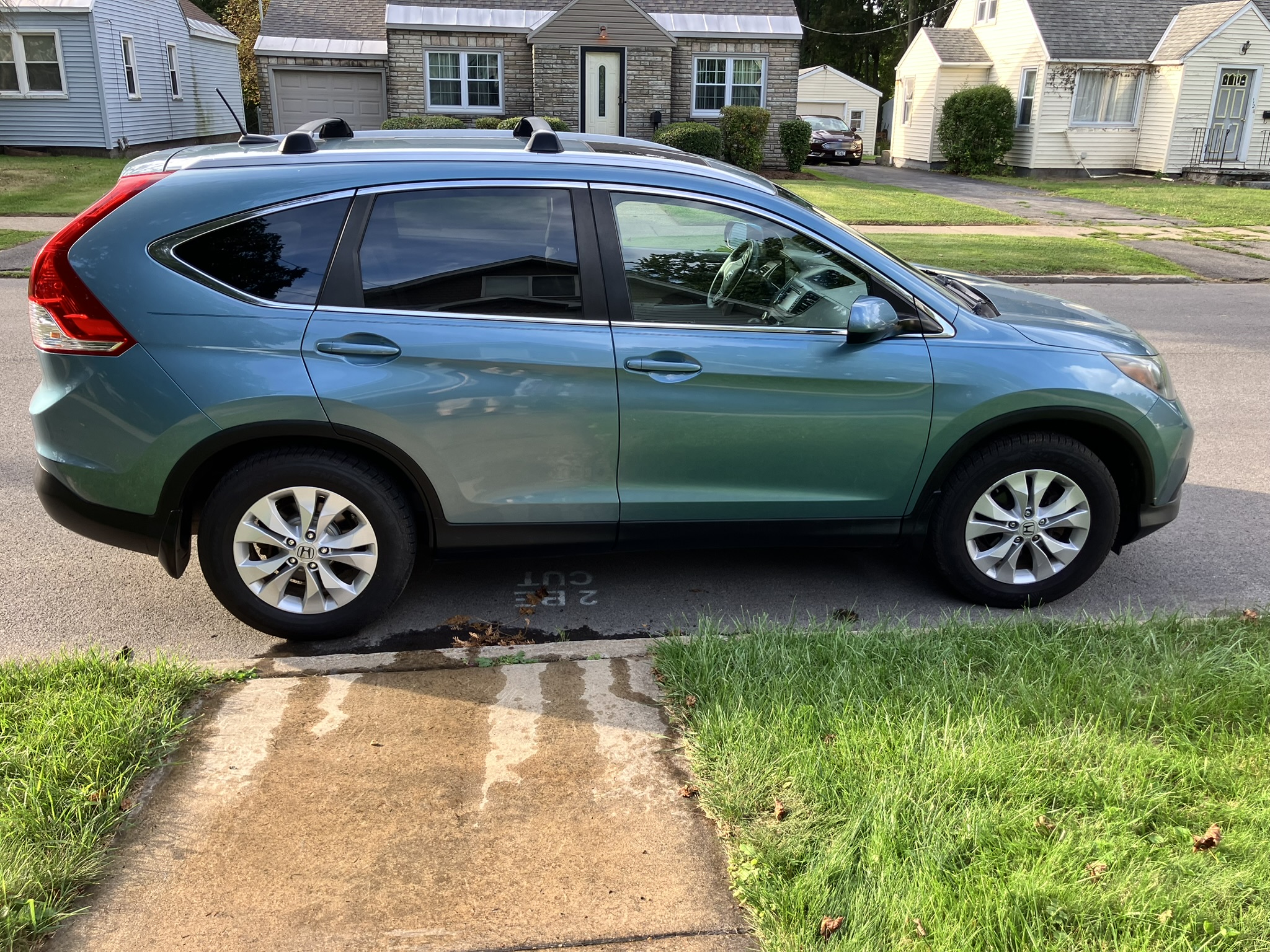 Used 2014 Honda CR-V EX-L image 5