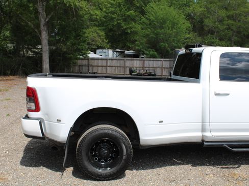 Used 2024 RAM 3500 Lone Star w/ Night Edition image 6