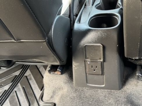 Used 2018 Chevrolet Trax Premier w/ Midnight Edition image 1