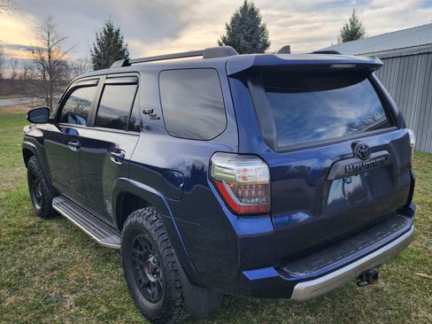 Used 2019 Toyota 4Runner TRD Off-Road Premium image 11