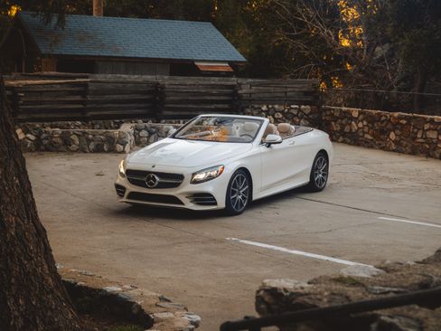 Used 2020 Mercedes-Benz S 560 Cabriolet image 21