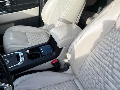 Used 2017 Land Rover Discovery Sport HSE Luxury AWD/4WD image 11