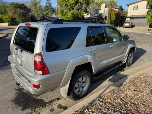 Used 2005 Toyota 4Runner Sport image 4