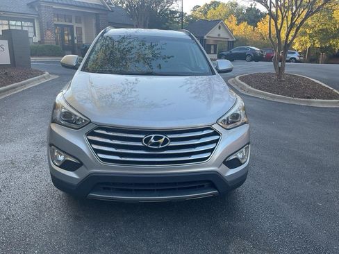 Used 2014 Hyundai Santa Fe GLS image 1
