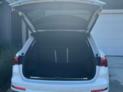 Used 2021 Audi Q3 2.0T Premium Plus w/ Premium Plus Package image 12