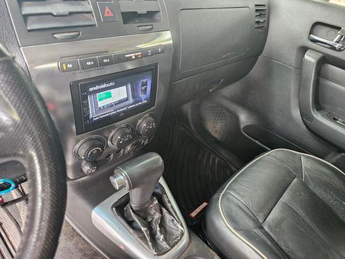 Used 2006 HUMMER H3 image 8