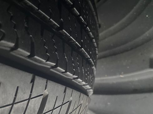 Used 2012 Toyota Highlander 4WD image 5