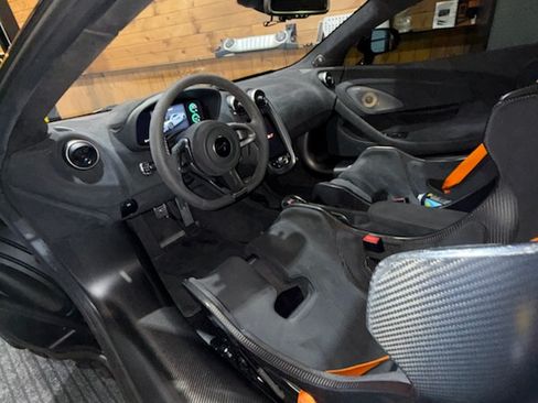 Used 2019 McLaren 600LT image 6
