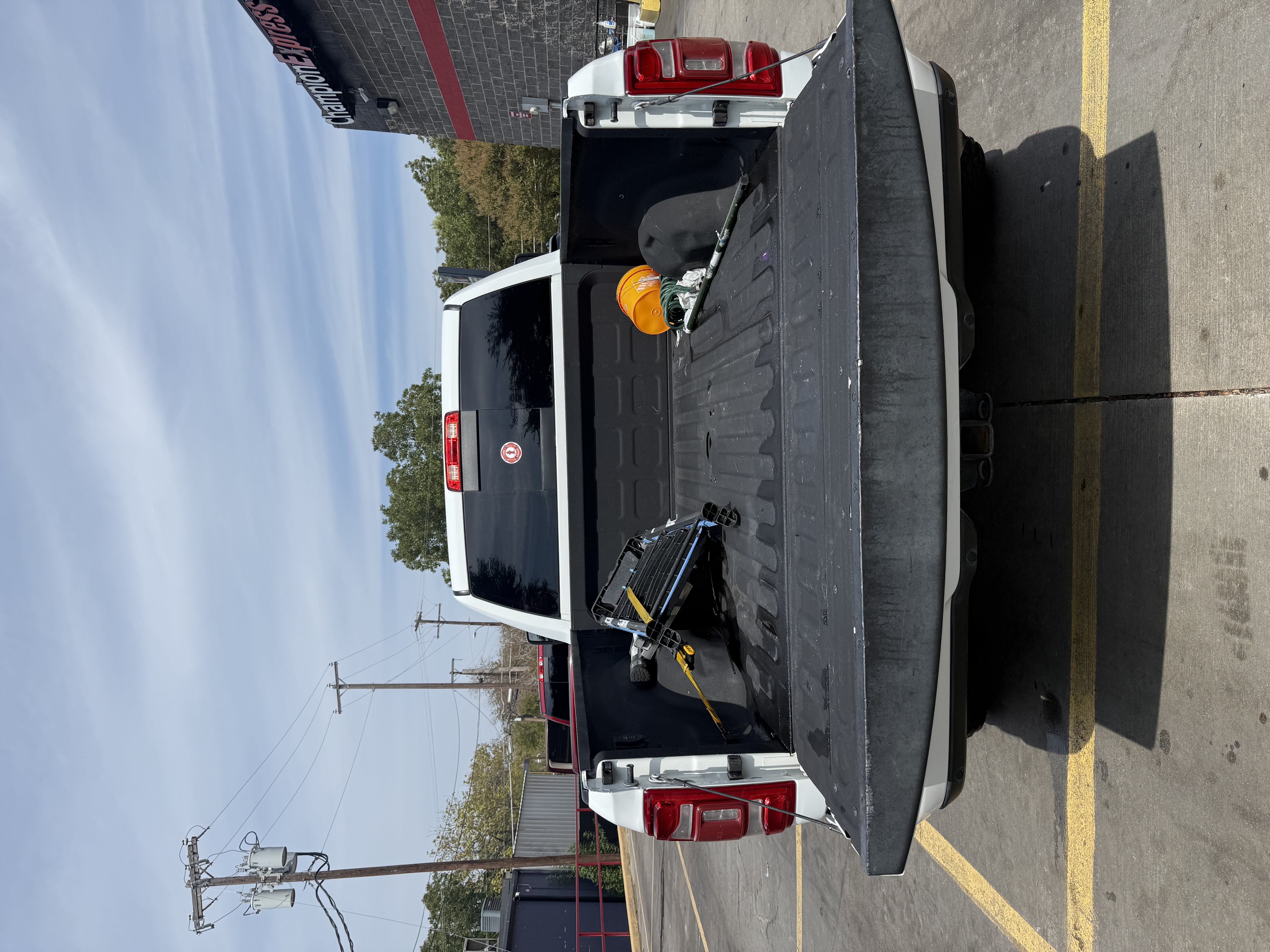 Used 2023 RAM 2500 Laramie AWD/4WD image 11