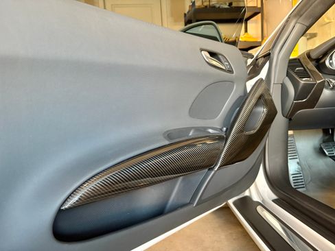 Used 2009 Audi R8 V8 image 21