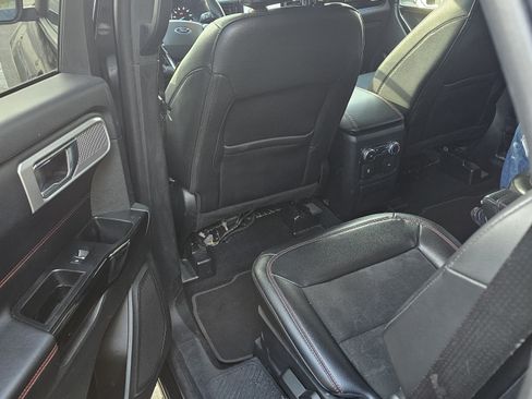 Used 2022 Ford Explorer ST-Line w/ Class IV Trailer Tow Package image 8