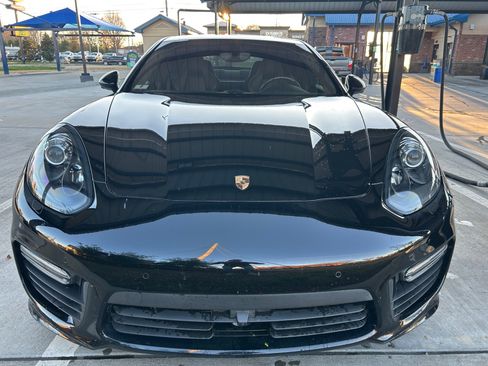 Used 2016 Porsche Panamera GTS image 10