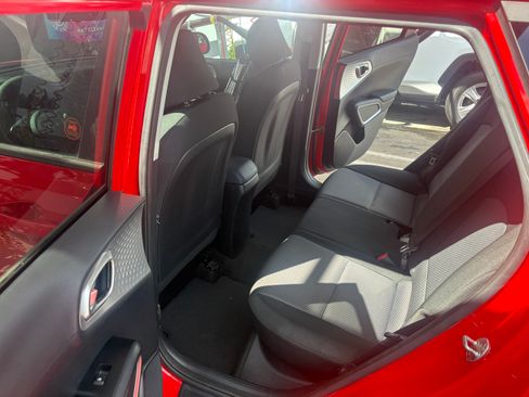 Used 2021 Kia Soul LX FWD image 10