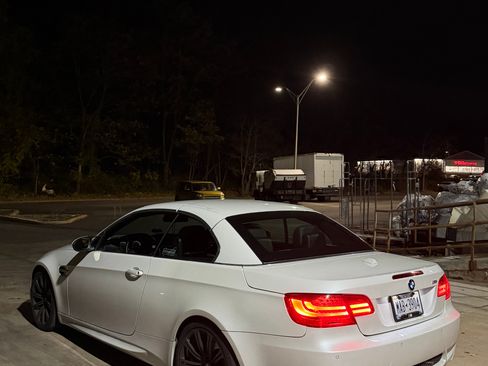 Used 2012 BMW M3 Convertible image 12