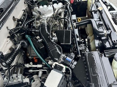 Used 1998 Toyota 4Runner SR5 image 9