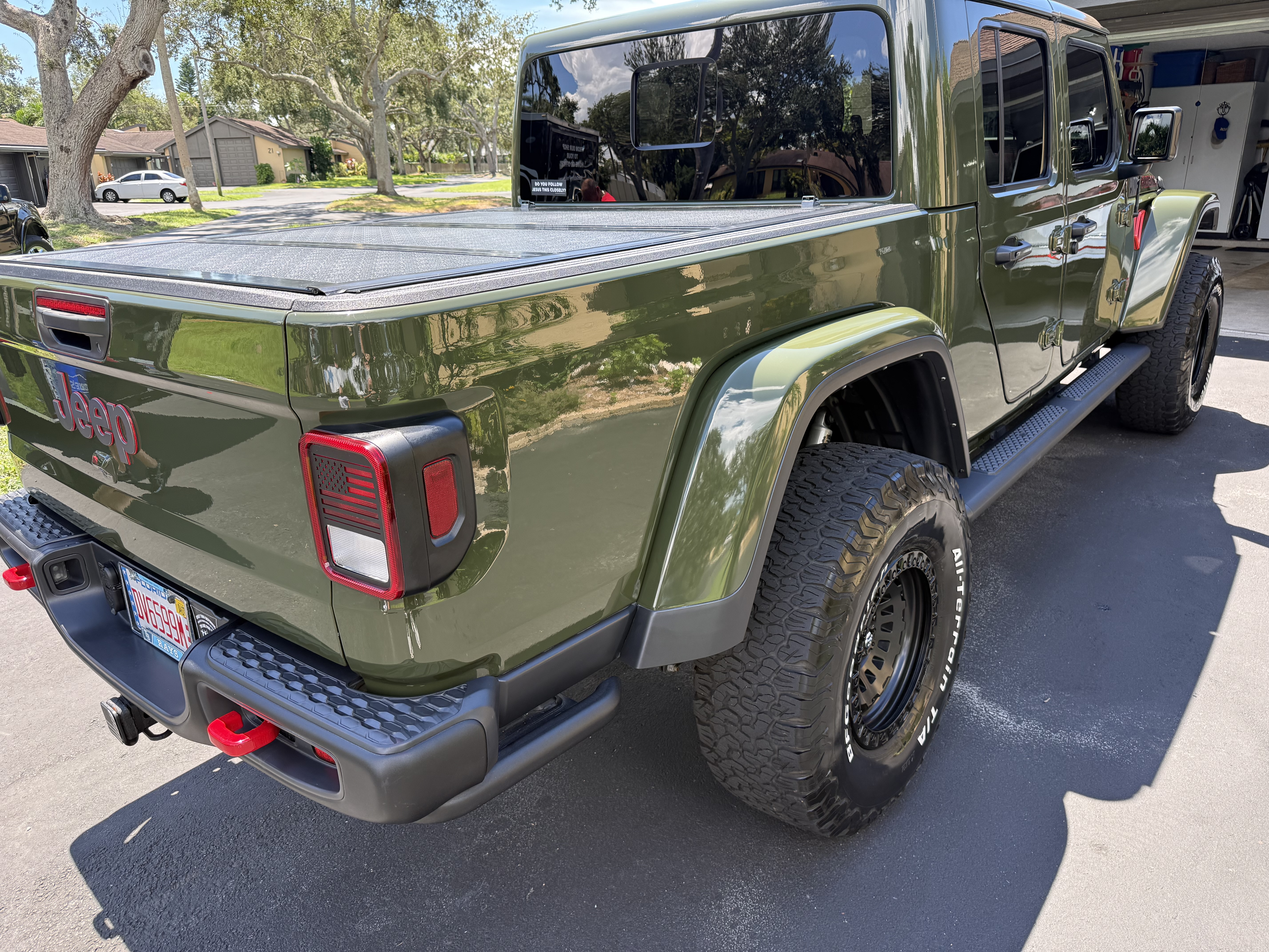 Used 2021 Jeep Gladiator Rubicon AWD/4WD image 10