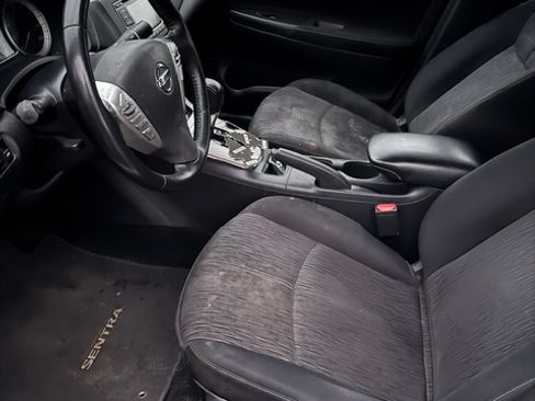 Used 2015 Nissan Sentra SV image 12