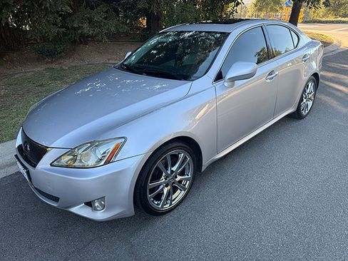 Used 2008 Lexus IS 250 w/ Premium Pkg RWD image 13