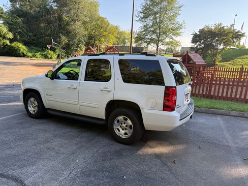 Used 2012 Chevrolet Tahoe LT RWD image 5