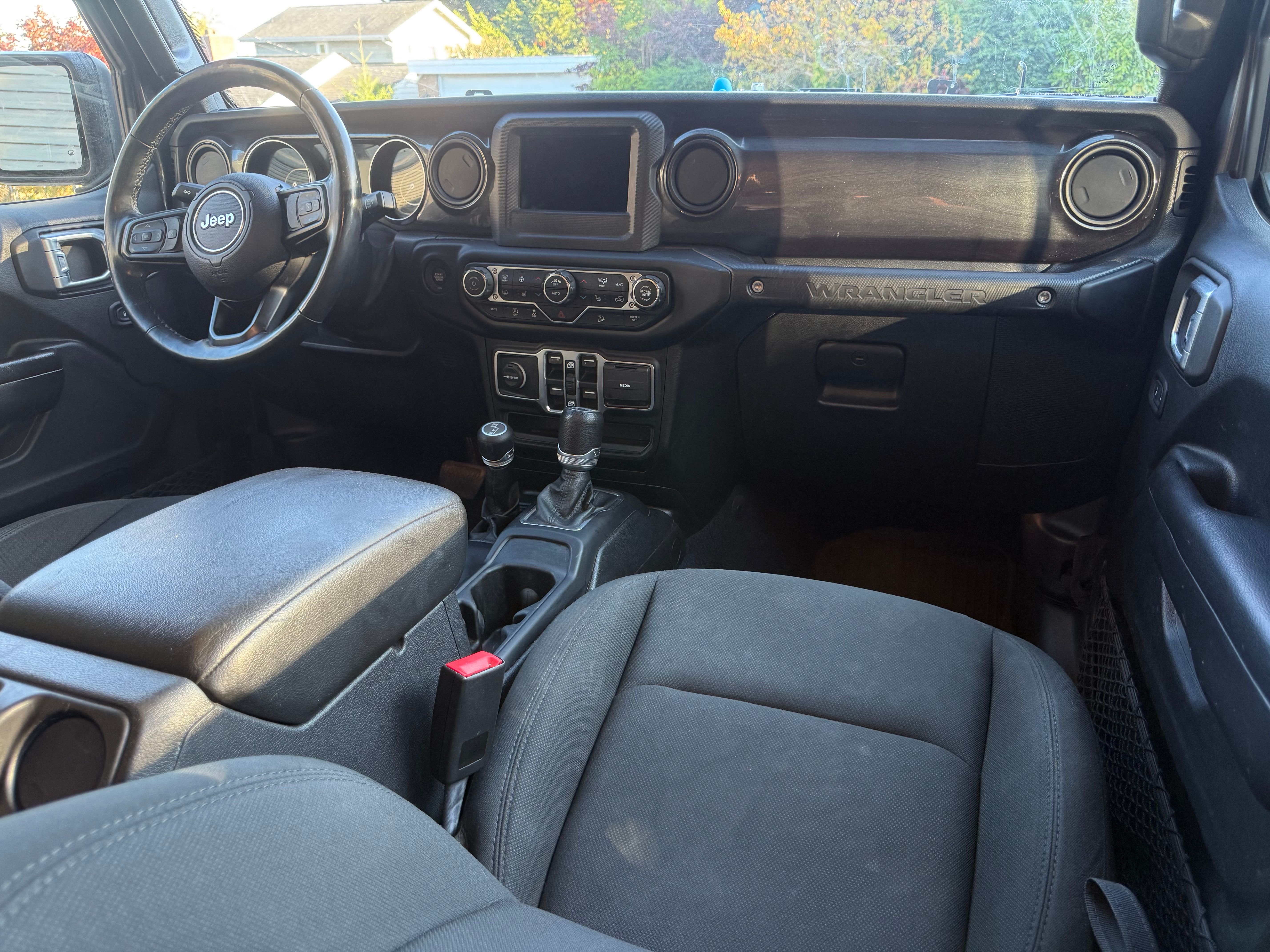 Used 2019 Jeep Wrangler Unlimited Sport AWD/4WD image 17
